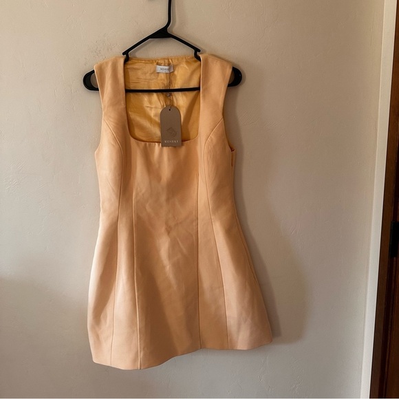 Meshki Lysandre Crepe Mini Dress | Peach - Picture 6 of 9